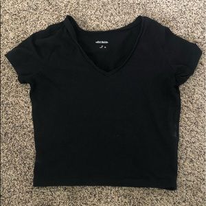 WILD FABLE CROPPED V-NECK